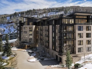 Snowmass Lux Getaway by Snowmass Vacations