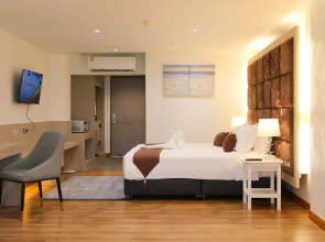 Pooh Beach Resort & Spa