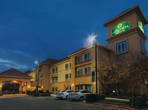 La Quinta Inn & Suites by Wyndham Fresno Northwest