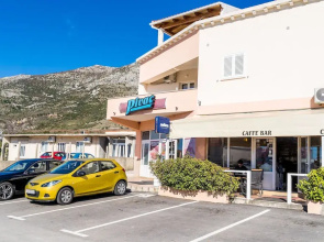 Apartments Šmanjak