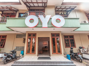 Kost Kuningan Executive Boading House by OYO Rooms