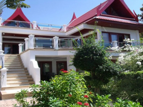 Royal Living Koh Samui - Apartment 9 With Wheel Chair Accessibility