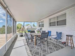 Gulf Views & Boat Dock: Sunny Hudson Escape!