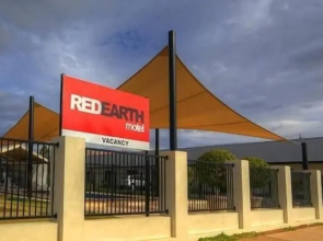 Red Earth Motel
