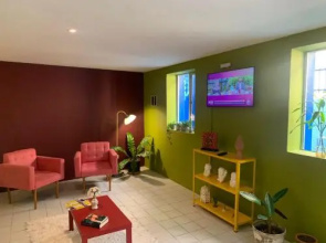 Reef Guest House