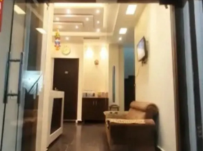 Goroomgo Yuvraj Residency Amritsar
