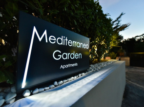 Mediterraneo Garden Apartments