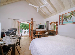 Beach House Condos Negril