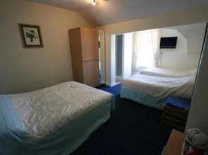 The Bona Vista - Guest House