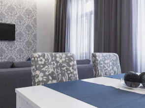 Riversuites