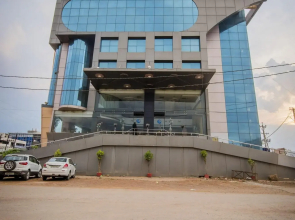 Hotel Grand Dhillon