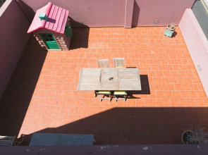 Live Las Aguas House