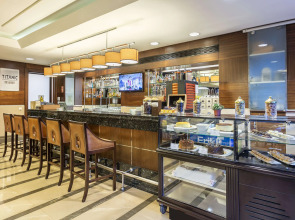 Titanic Port Bakirkoy