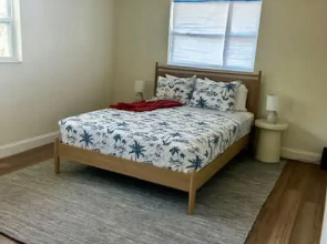 NEW Stunning Home-close to Beaches-pet Friendly