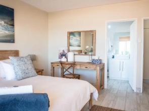 Jeffreys Bay Beach Accommodation