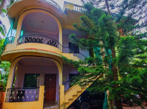 OYO 16852 Home Colorful 2BHK Morjim