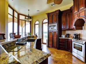 Villa Castello- Water Views Resort Amenities