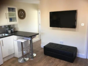 Modern Chic Loft Apartment