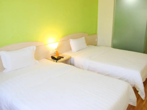 7Days Inn Zhengzhou Zhongzhou Avenue Zhengbian Road