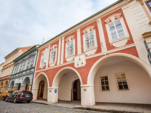 Suites & Apartments U Tri Hrusek