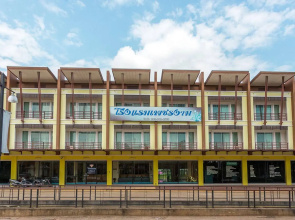 Phet Ngam Hotel