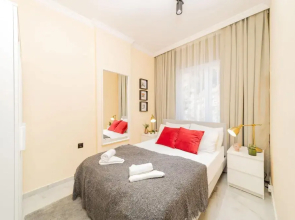 Modern Flat With Shared Pool and Balcony in Alanya