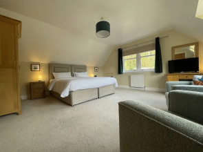Treetops B&B
