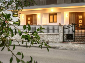 Ifestos Apartments