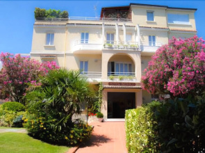 Hotel Benaco