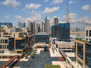 Отель Double Tree by Hilton Dubai Business Bay