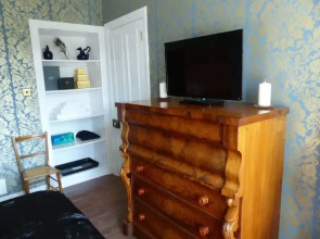 Five Sisters' Guest Suite