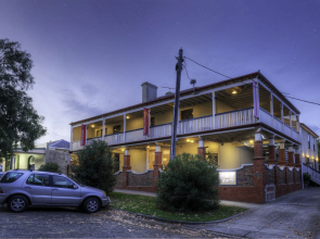 Athelstane House
