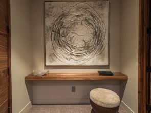 Luxury Service 3 Kings and Bunks - Sleeps 12 - Daily Housekeeping home