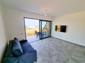 Sea Lagoon Apartment
