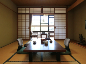 Kakeyu Onsen Izumiya Ryokan