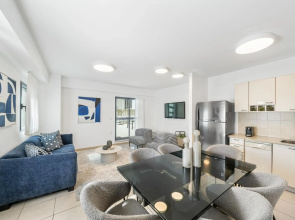 Beautiful 3 BDR Heart of JLM -Modern with Huge Balcony
