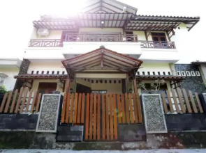 Griya Kedasih Guesthouse