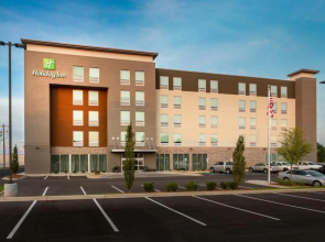 Holiday Inn Greenville - Woodruff Road by IHG