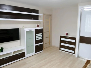 Apartamenty na ulice Volodarskogo 81A