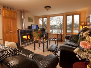 Scott Chalet Spa sur Rivière