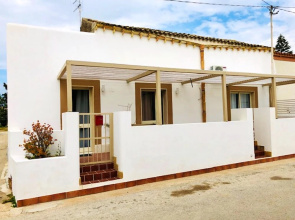 Studio In Rilievo, With Enclosed Garden And Wifi - 5 Km From The Beach