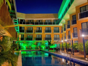 Bessa Beach Hotel