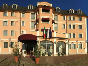 Green Hotel