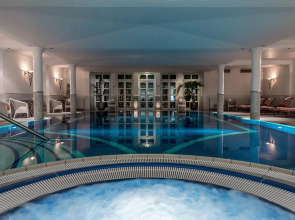 Schlosshotel Berlin By Patrick Hellmann