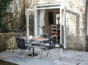 Newly renovated Old bakery House in Bath, 3 Bedroom, FREE Parking