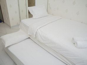 Fully Furnished With Cozy Style Studio At Sky House Bsd Apartment
