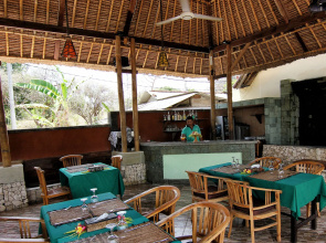The Tanis Beach Resort Nusa Lembongan