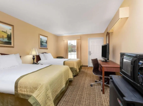 Baymont Inn & Suites Easley/Greenville
