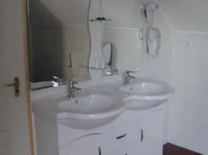 Paks Panzió