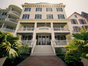 Hotel Albatross